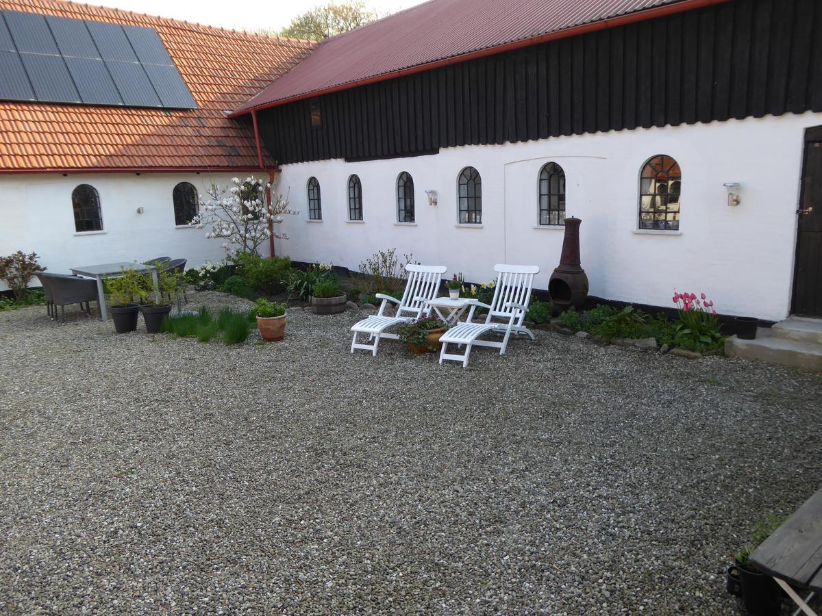 Gard Apartment Borre Exterior photo